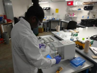 Darius Mims, a Tethis employee, working in the lab. Courtesy of Tethis
